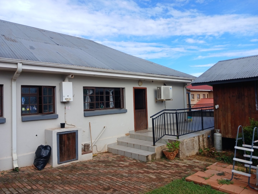 To Let 3 Bedroom Property for Rent in White River Mpumalanga