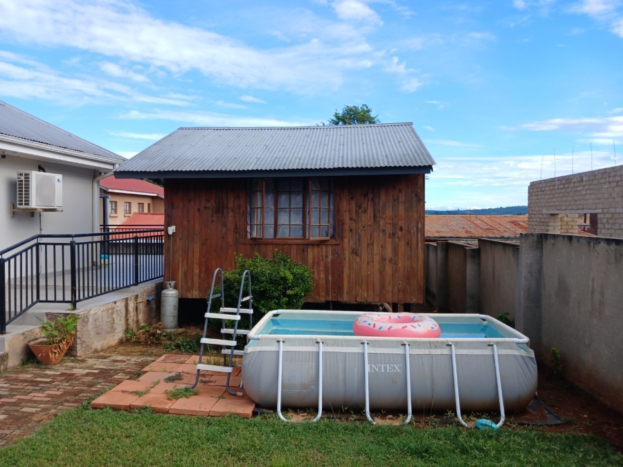 To Let 3 Bedroom Property for Rent in White River Mpumalanga