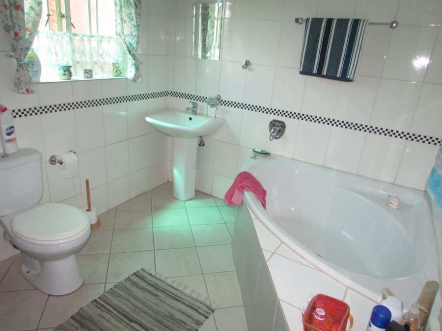 3 Bedroom Property for Sale in Kingsview Mpumalanga