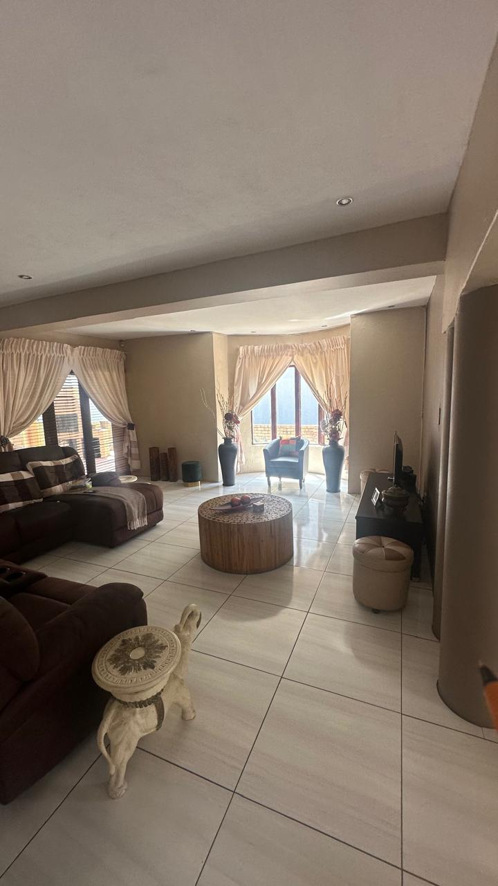 5 Bedroom Property for Sale in Bankenveld Estate Mpumalanga