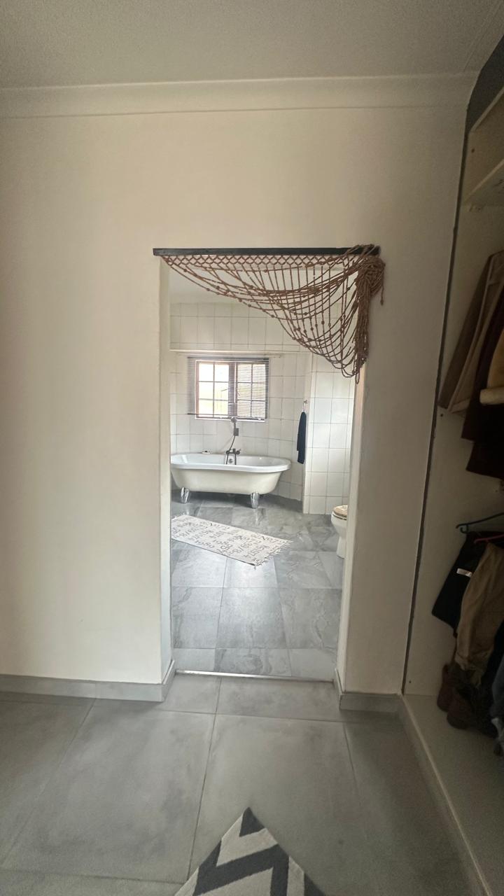 5 Bedroom Property for Sale in Bankenveld Estate Mpumalanga