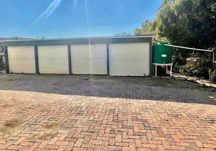 4 Bedroom Property for Sale in Cosmosrand Mpumalanga