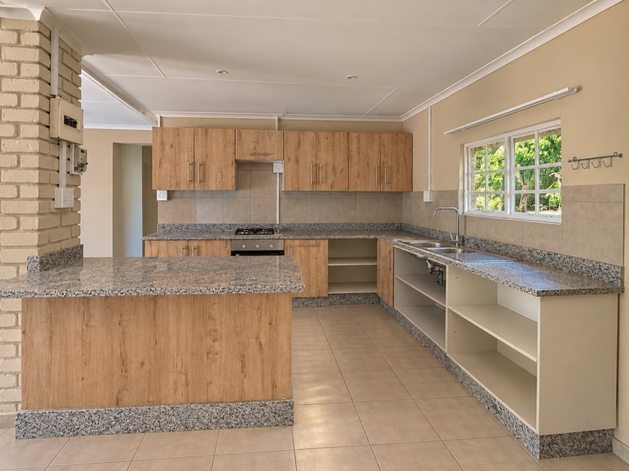 To Let 3 Bedroom Property for Rent in White River AH Mpumalanga