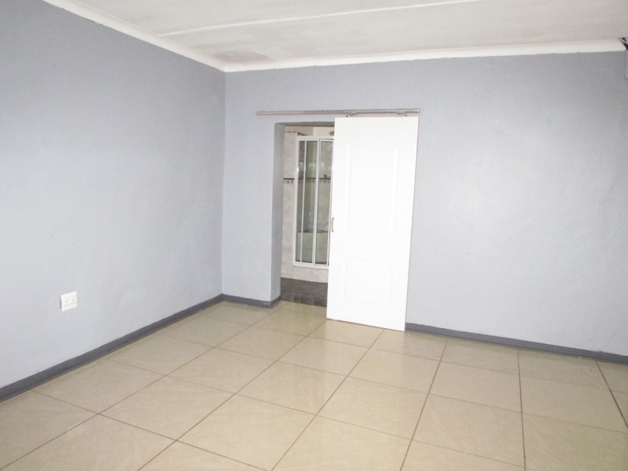 Commercial Property for Sale in White River Estates Mpumalanga