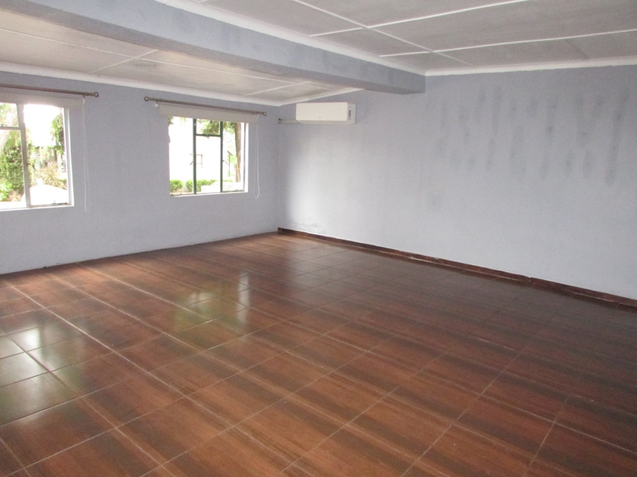 Commercial Property for Sale in White River Estates Mpumalanga