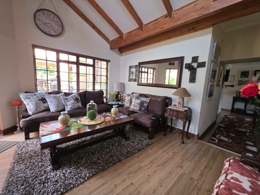 4 Bedroom Property for Sale in Kruinpark Mpumalanga