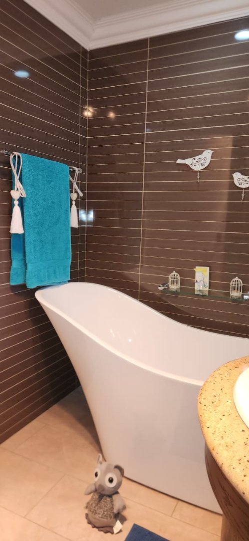 4 Bedroom Property for Sale in Kruinpark Mpumalanga