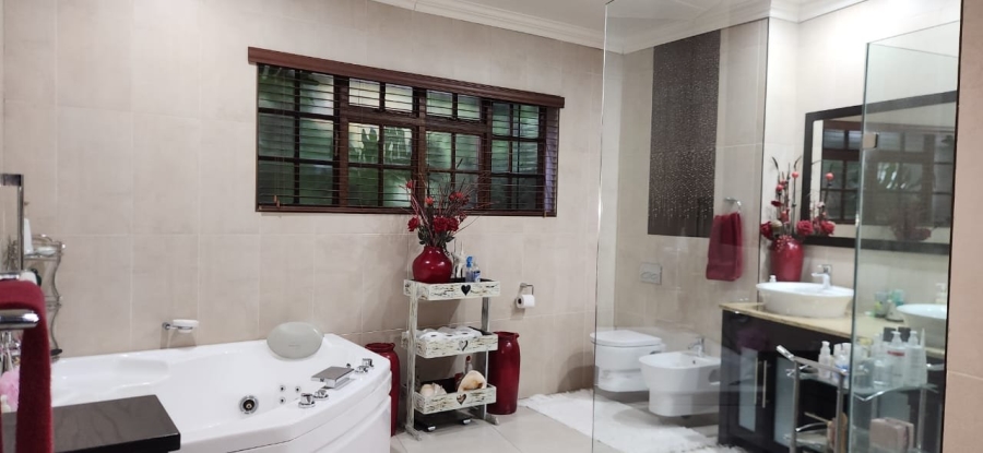 4 Bedroom Property for Sale in Kruinpark Mpumalanga