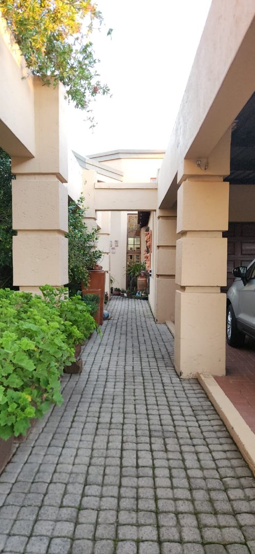 4 Bedroom Property for Sale in Kruinpark Mpumalanga