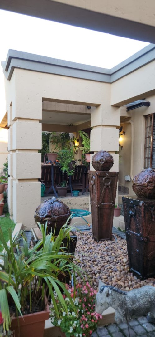 4 Bedroom Property for Sale in Kruinpark Mpumalanga