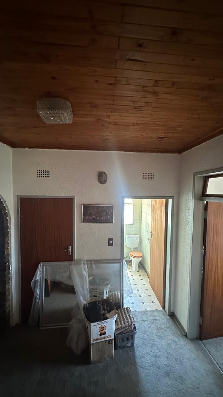 6 Bedroom Property for Sale in Reyno Ridge Mpumalanga