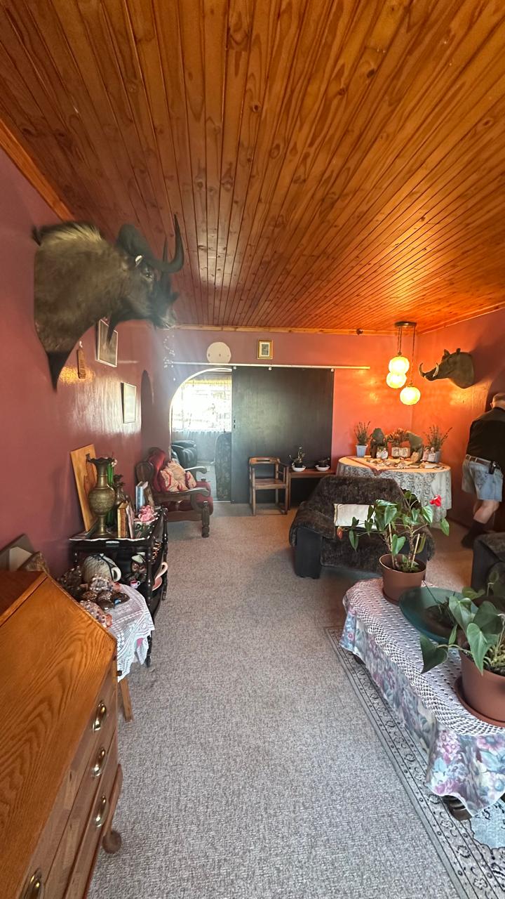 6 Bedroom Property for Sale in Reyno Ridge Mpumalanga