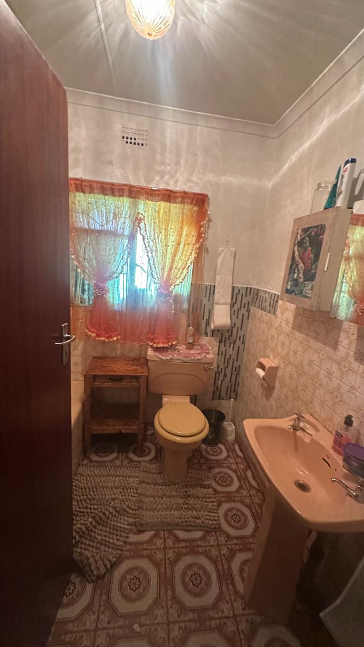 6 Bedroom Property for Sale in Reyno Ridge Mpumalanga