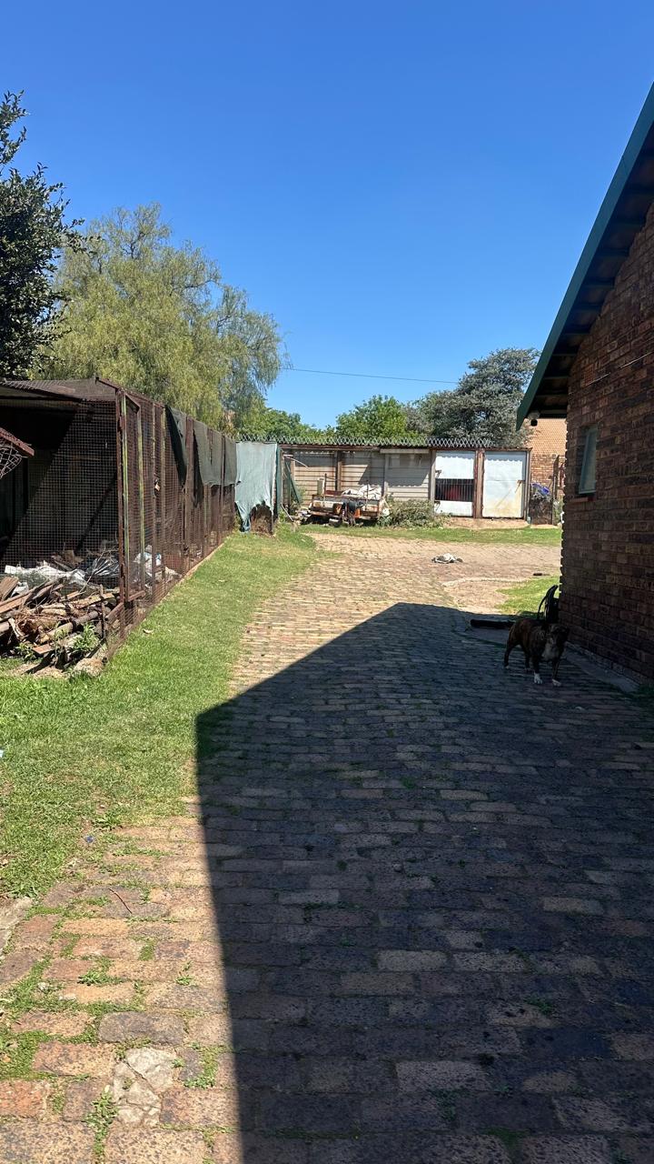 6 Bedroom Property for Sale in Reyno Ridge Mpumalanga
