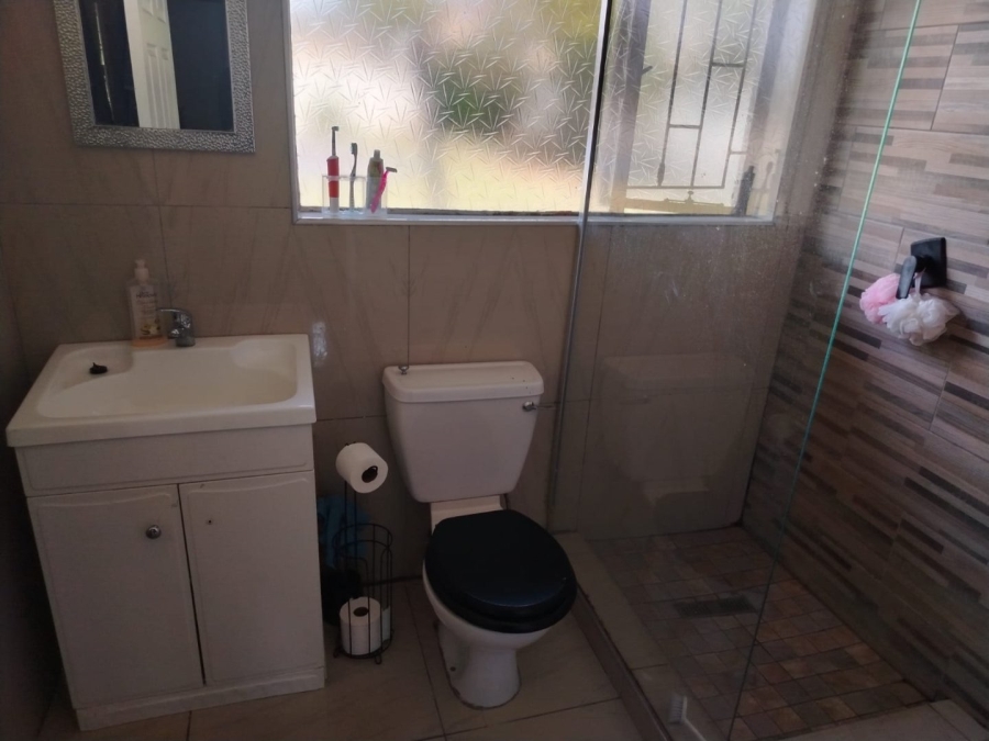 5 Bedroom Property for Sale in Model Park Mpumalanga