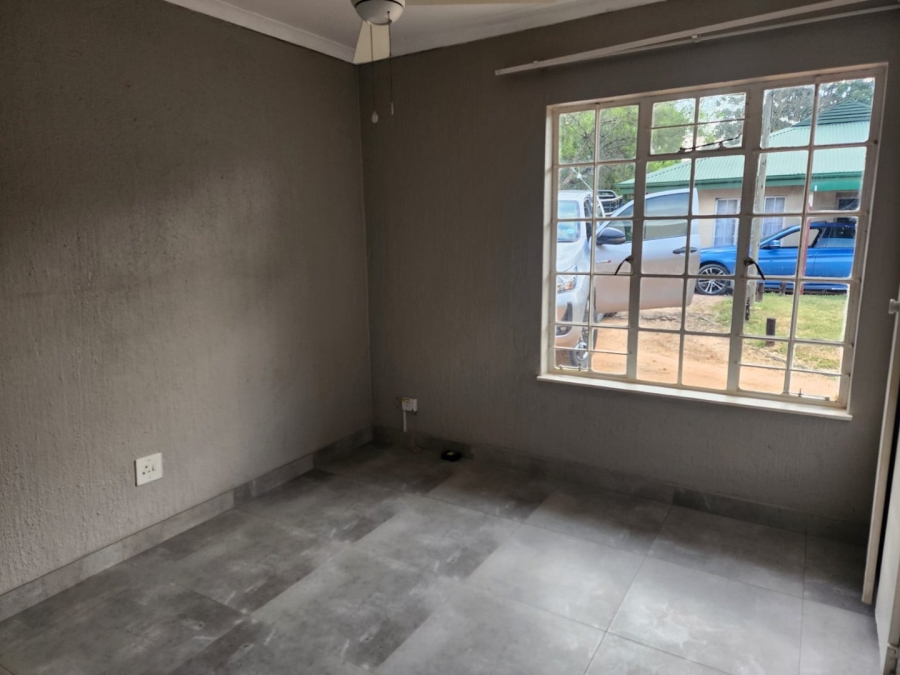 To Let 2 Bedroom Property for Rent in White River Ext 16 Mpumalanga