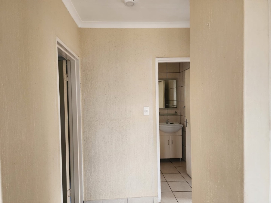 To Let 2 Bedroom Property for Rent in White River Ext 16 Mpumalanga