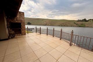 4 Bedroom Property for Sale in Golden Mile Mpumalanga