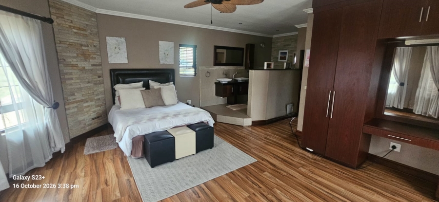 4 Bedroom Property for Sale in Golden Mile Mpumalanga