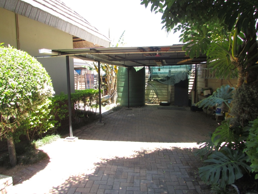 4 Bedroom Property for Sale in West Acres Ext 13 Mpumalanga