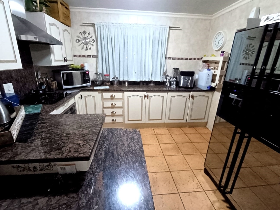 3 Bedroom Property for Sale in Reyno Ridge Mpumalanga