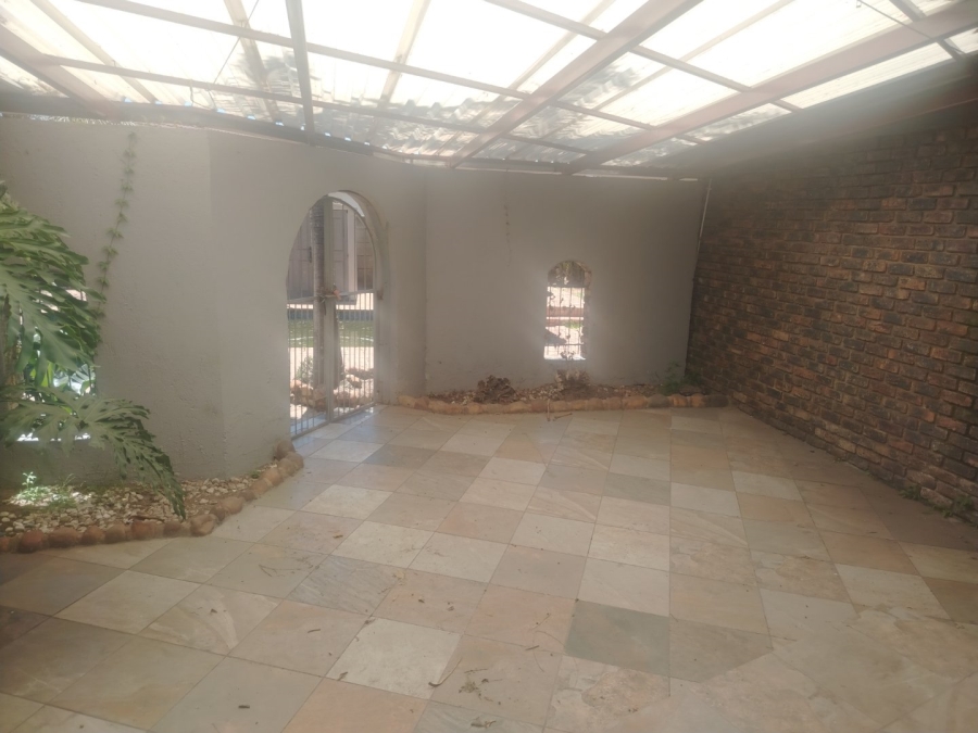 5 Bedroom Property for Sale in Del Judor Ext 4 Mpumalanga