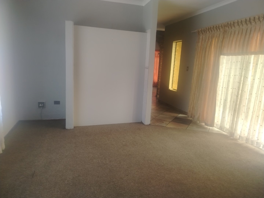 5 Bedroom Property for Sale in Del Judor Ext 4 Mpumalanga