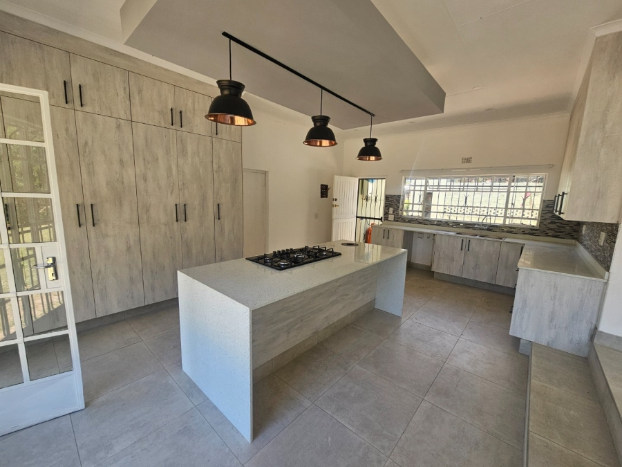To Let  Bedroom Property for Rent in White River Rural Mpumalanga