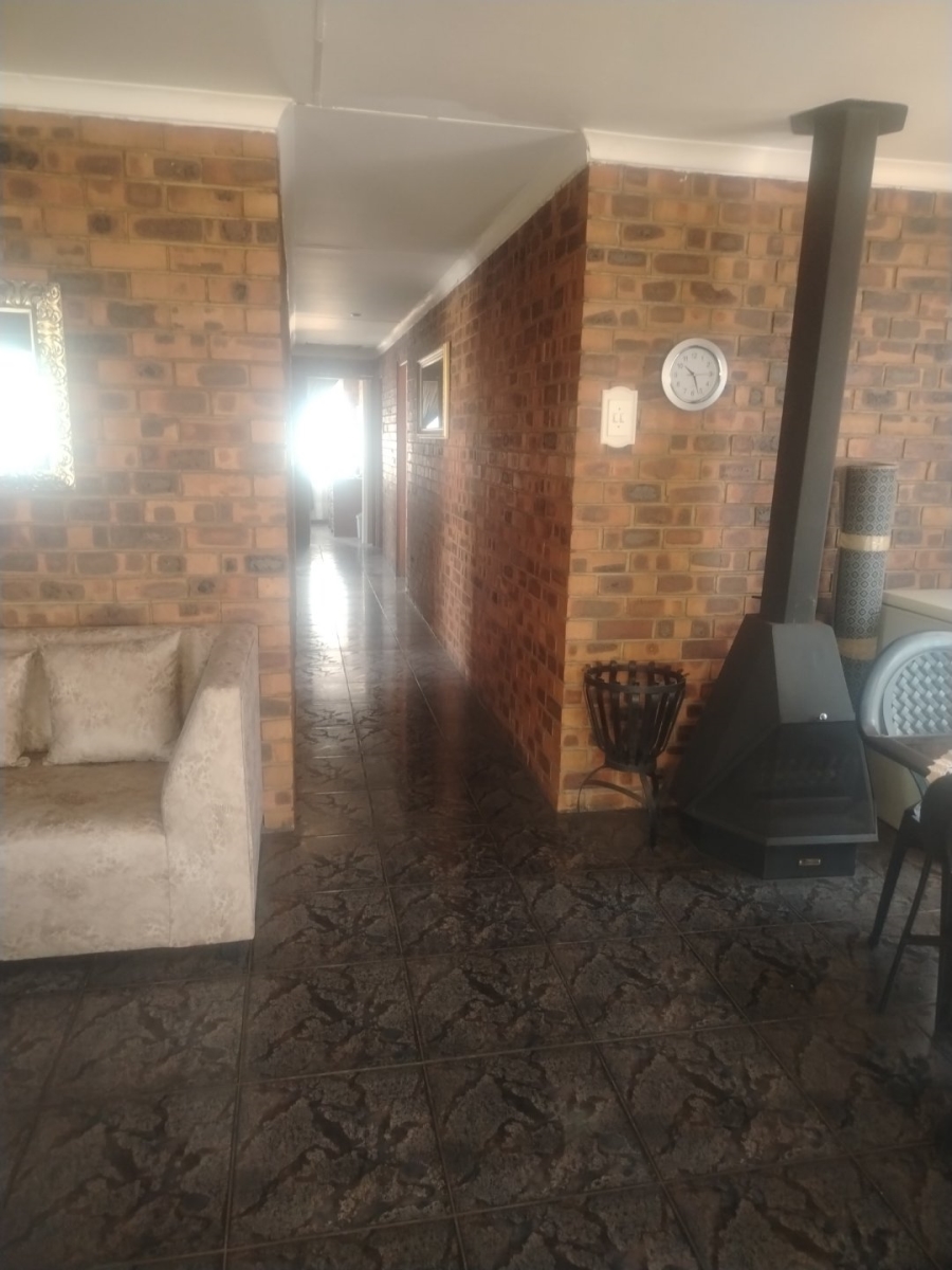 3 Bedroom Property for Sale in Witbank Ext 16 Mpumalanga
