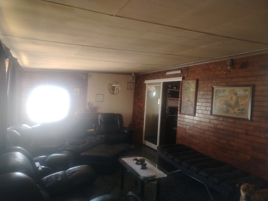 3 Bedroom Property for Sale in Witbank Ext 16 Mpumalanga