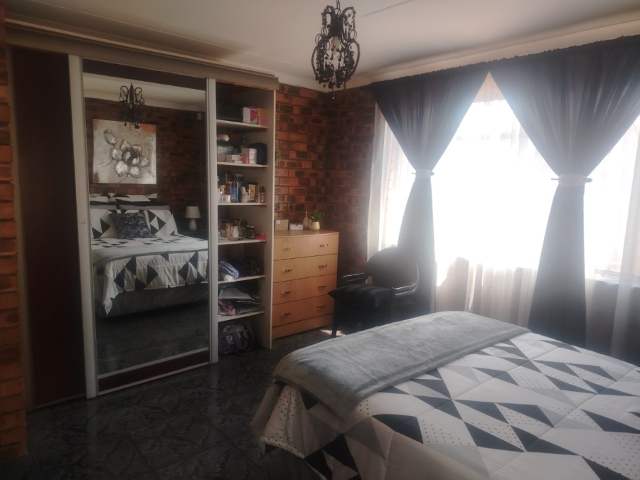 3 Bedroom Property for Sale in Witbank Ext 16 Mpumalanga