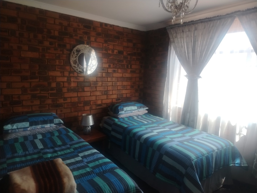 3 Bedroom Property for Sale in Witbank Ext 16 Mpumalanga