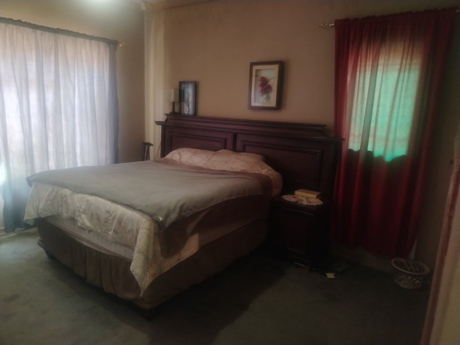 3 Bedroom Property for Sale in Witbank Ext 16 Mpumalanga