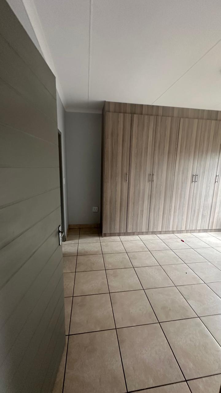To Let 3 Bedroom Property for Rent in Dixon A H Mpumalanga