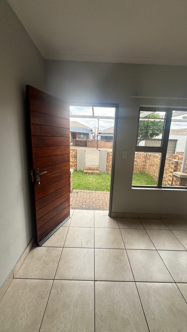 To Let 3 Bedroom Property for Rent in Dixon A H Mpumalanga