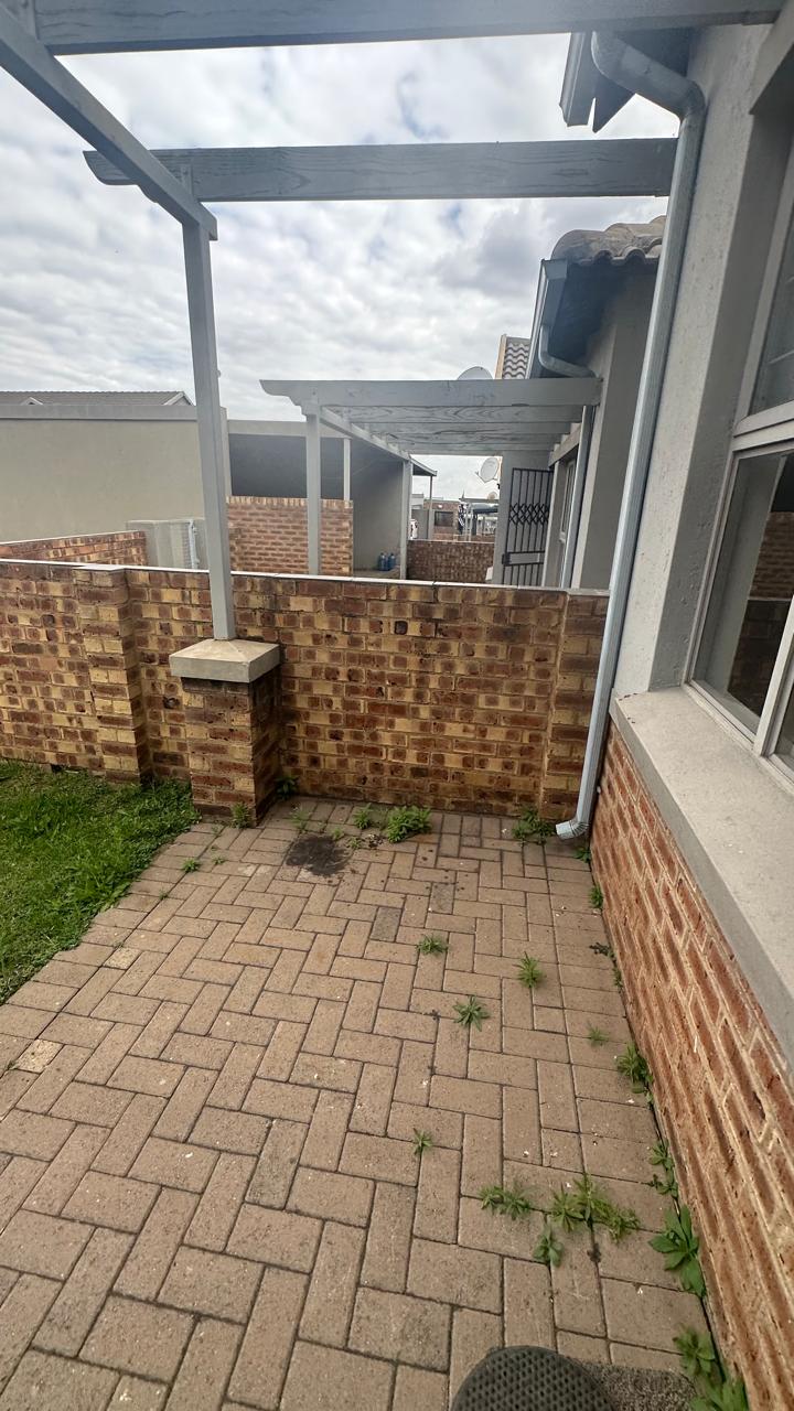 To Let 3 Bedroom Property for Rent in Dixon A H Mpumalanga