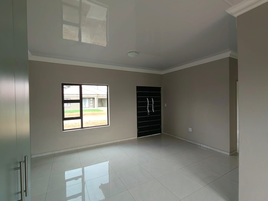 3 Bedroom Property for Sale in George Botha Park Mpumalanga