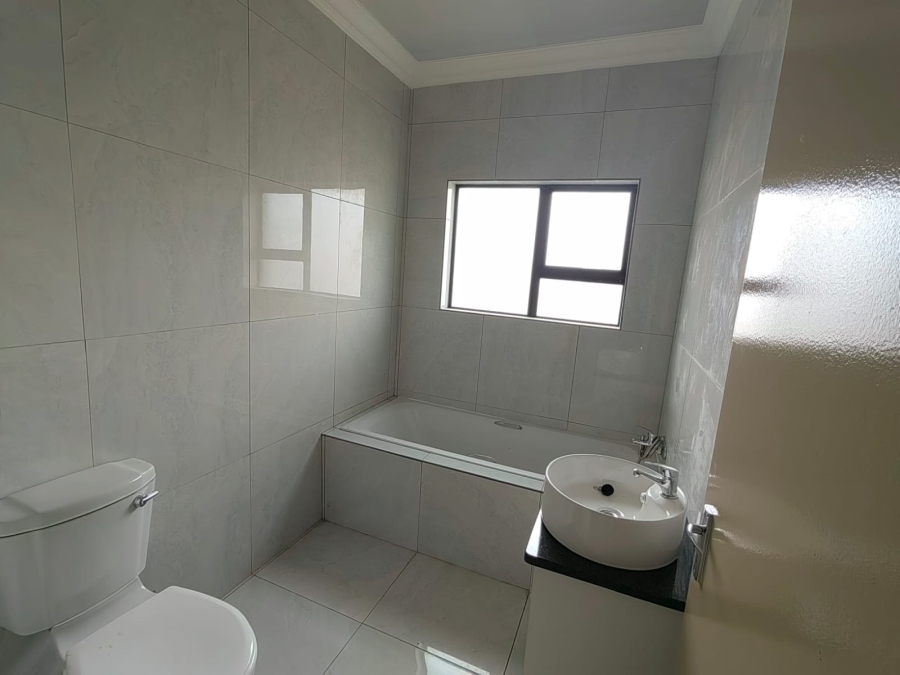 3 Bedroom Property for Sale in George Botha Park Mpumalanga