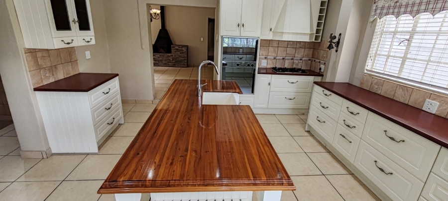 To Let 4 Bedroom Property for Rent in Nelspruit Rural Mpumalanga