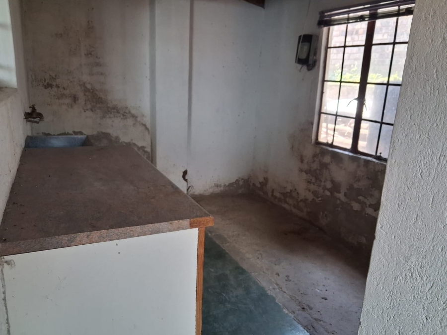 2 Bedroom Property for Sale in Nelspruit Ext 2 Mpumalanga