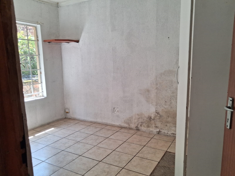 2 Bedroom Property for Sale in Nelspruit Ext 2 Mpumalanga