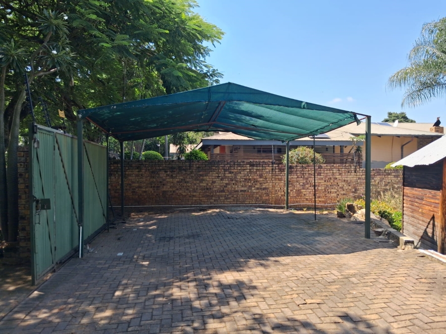 2 Bedroom Property for Sale in Nelspruit Ext 2 Mpumalanga