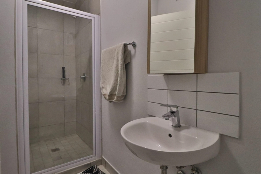 1 Bedroom Property for Sale in West Acres Ext 13 Mpumalanga