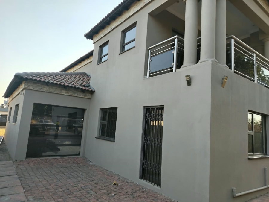 7 Bedroom Property for Sale in Reyno Ridge Mpumalanga