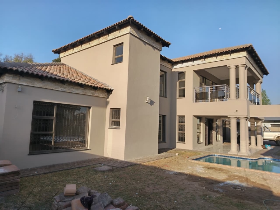 7 Bedroom Property for Sale in Reyno Ridge Mpumalanga