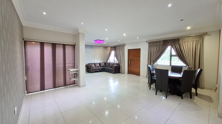 To Let 4 Bedroom Property for Rent in Nelspruit Ext 29 Mpumalanga