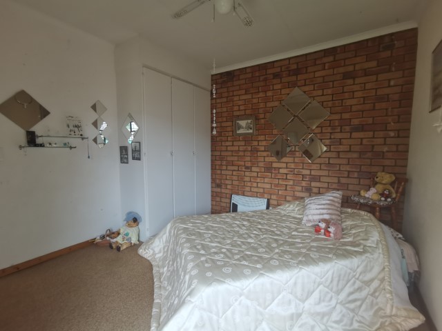 To Let 2 Bedroom Property for Rent in West Acres Mpumalanga