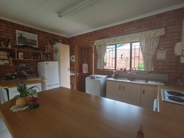 To Let 2 Bedroom Property for Rent in West Acres Mpumalanga