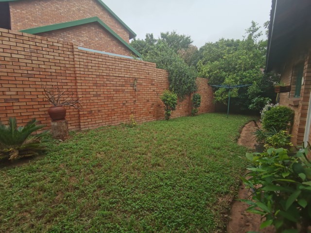 To Let 2 Bedroom Property for Rent in West Acres Mpumalanga