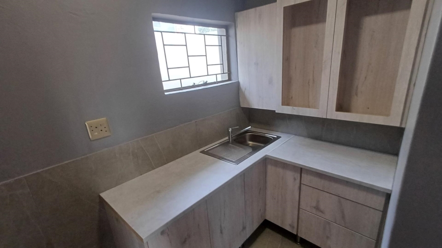 To Let commercial Property for Rent in Sonheuwel Mpumalanga